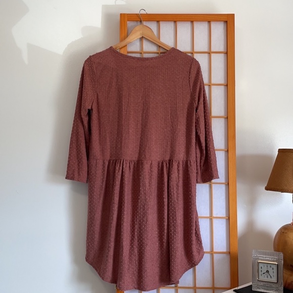 Maroon • tufted blouse • - Picture 2 of 4